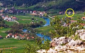 Apartman Karlo