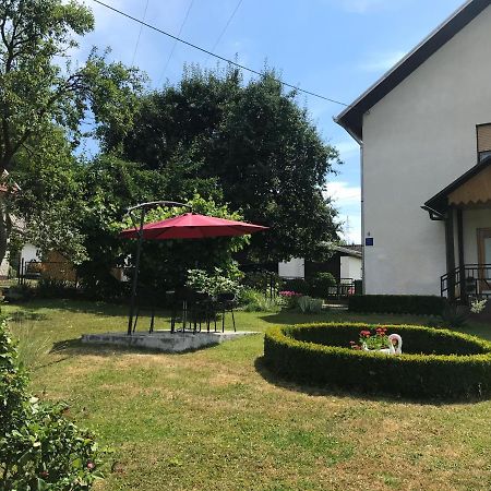 Apartman Karlo Otočac Zewnętrze zdjęcie
