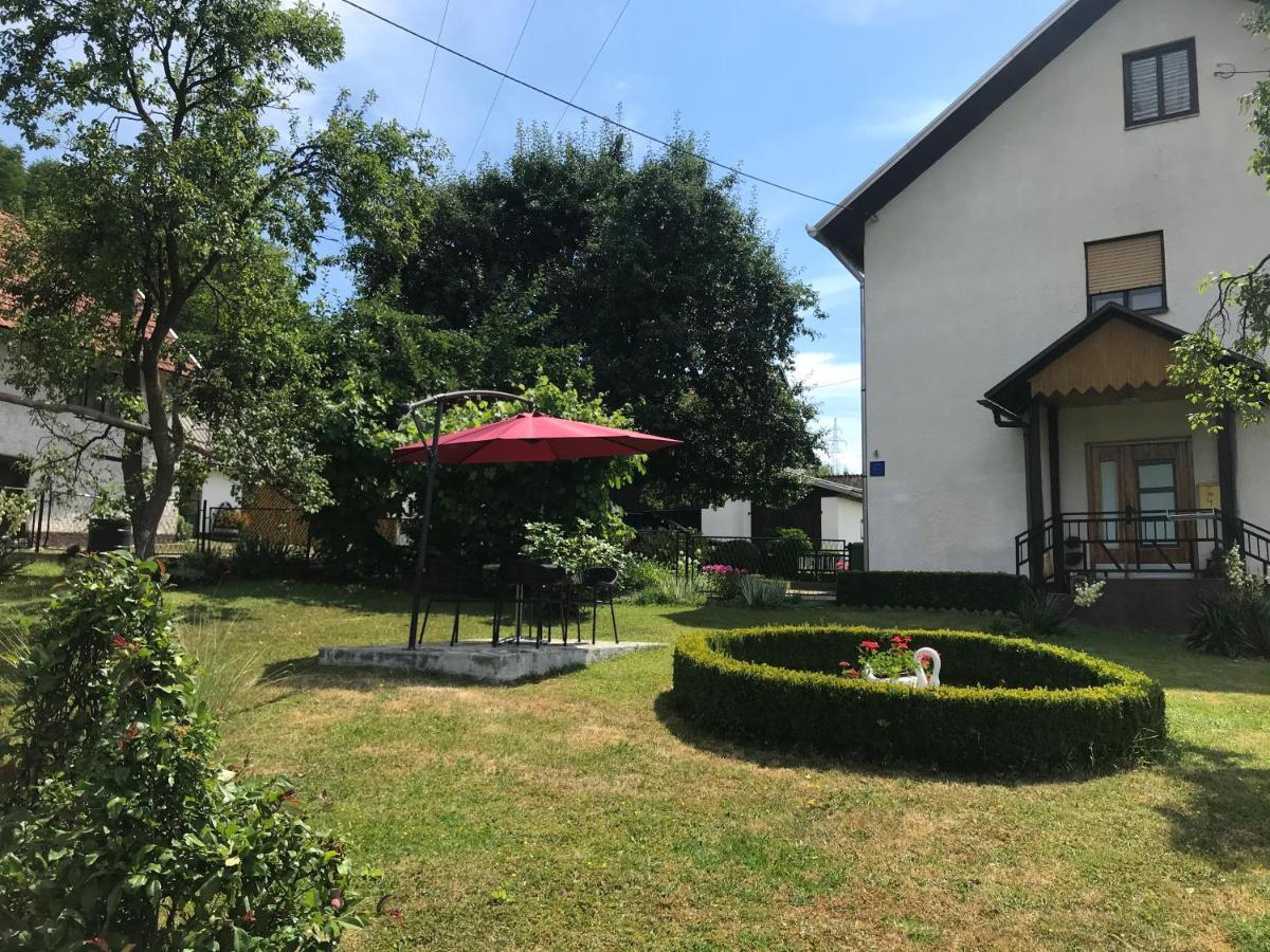 Apartman Karlo Otočac Zewnętrze zdjęcie