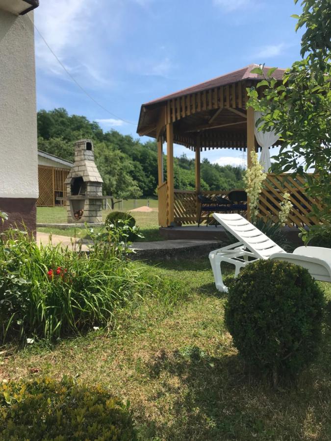 Apartman Karlo Otočac Zewnętrze zdjęcie