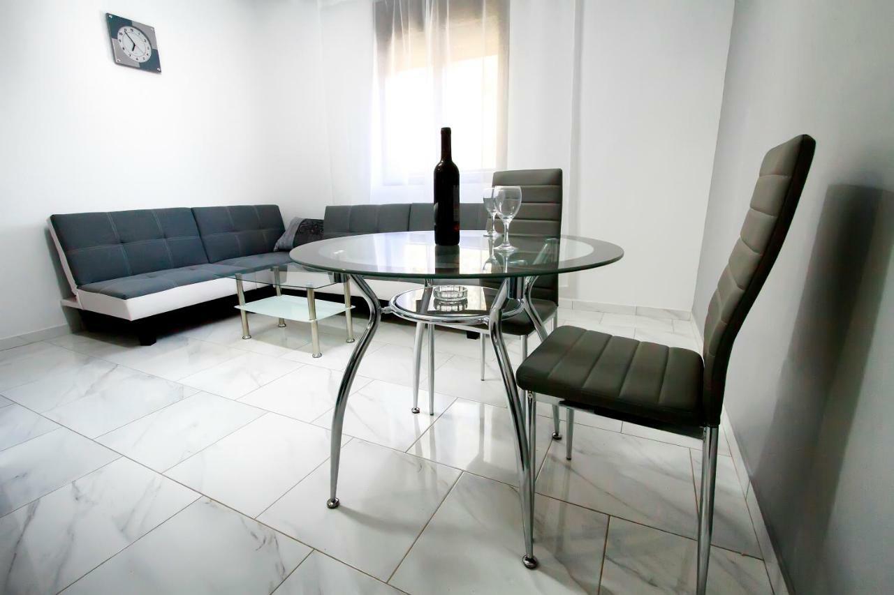 Apartman Karlo Otočac Zewnętrze zdjęcie