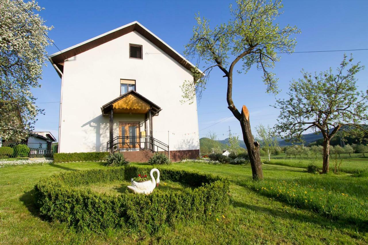 Apartman Karlo Otočac Zewnętrze zdjęcie